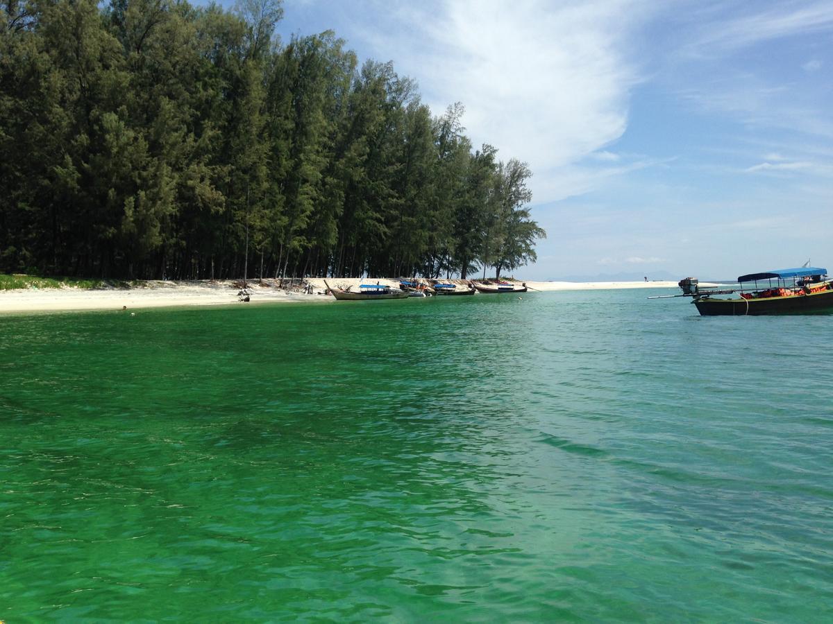 Art Garden Hotel Koh Lipe Exterior photo